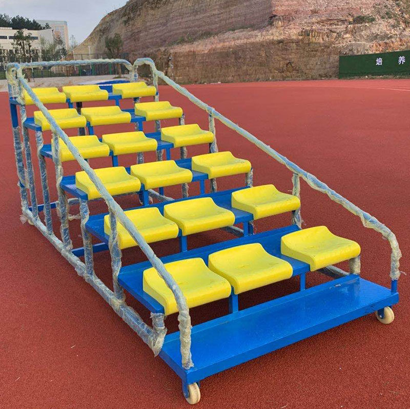 体育场田径场地终点计时台户外看台座椅可伸缩终点裁判台