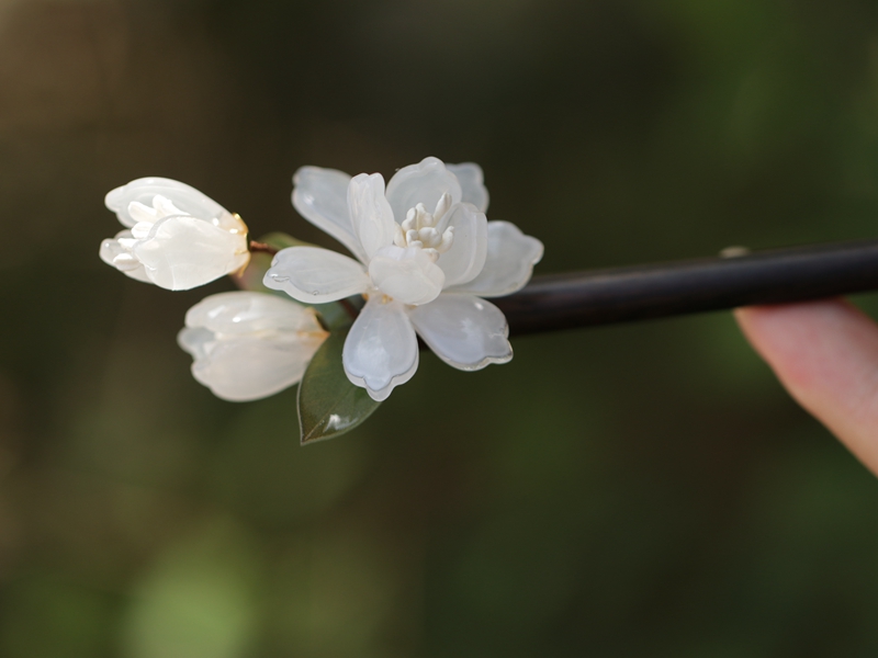 簪子简约现代木簪盘发白玉兰花发簪新式改良旗袍中式茶服清雅气质-图2