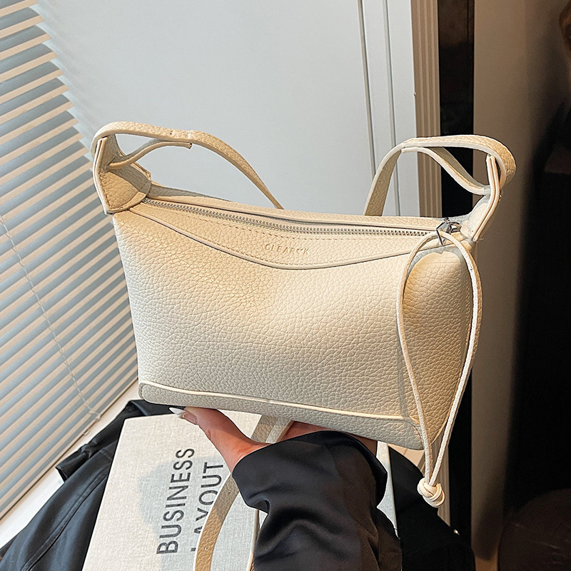 韩国简约气质小包包2025新款时尚荔枝纹小方包夏季流行通勤单肩包,淘宝优惠券,粉丝福利购,淘宝优惠卷