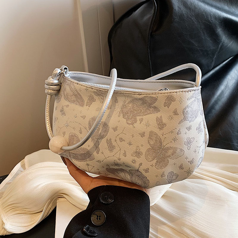 新中式包包女2025夏季新款时尚刺绣马鞍包小众简约休闲百搭斜挎包,淘宝优惠券,粉丝福利购,淘宝优惠卷