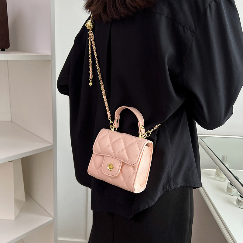菱格链条迷你包包女春夏2025新款高级感小众手提小方包时尚斜挎包,淘宝优惠券,粉丝福利购,淘宝优惠卷
