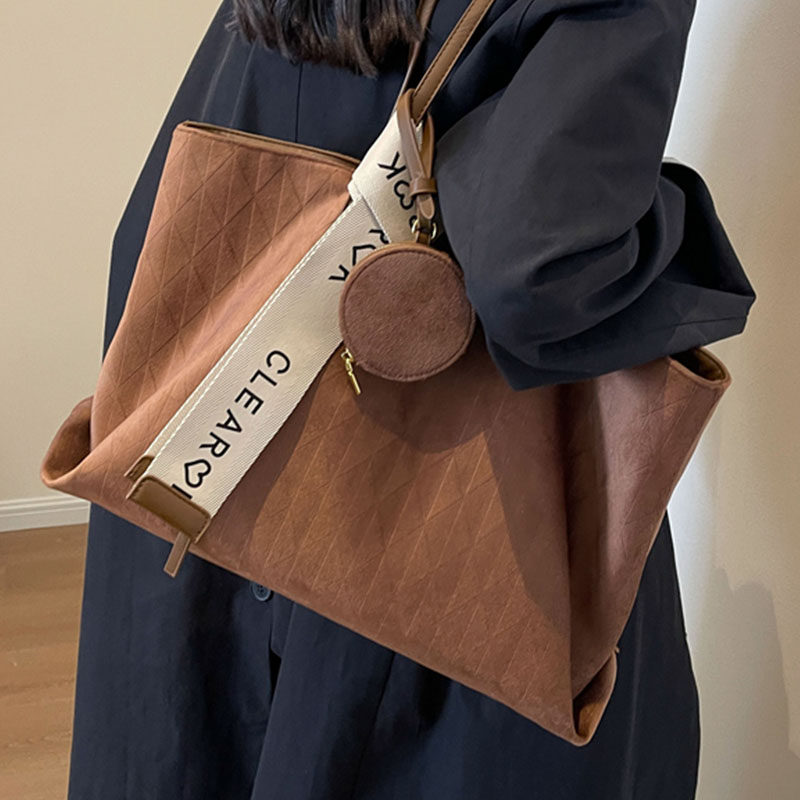 时尚休闲大容量托特包女2025冬季新款上班通勤百搭腋下包单肩大包,淘宝优惠券,粉丝福利购,淘宝优惠卷