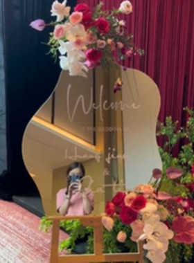 高清软镜子迎宾牌婚礼拍照工具订婚迎宾牌高级草坪生日结婚迎宾牌