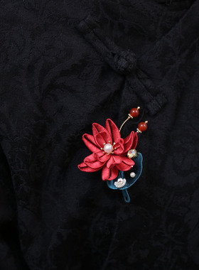 中国风红色荷花缠花胸针衣服配饰