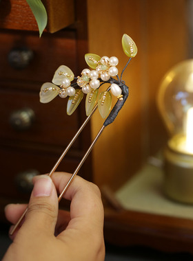 池鸢古风绿色u形簪子花朵发饰
