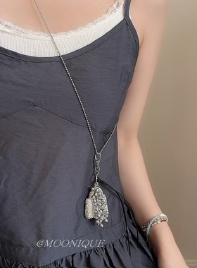 韩国博主同款水钻包包吊坠项链斜挎包包挂件女配饰小众设计毛衣链