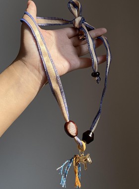 复古金色小马吊坠串珠项链女秋冬民族风蓝色丝带时尚百搭毛衣链潮