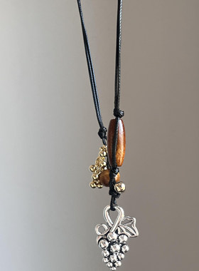 幸运松果葡萄串编绳抽拉项链女小众设计感锁骨链新中式毛衣链配饰