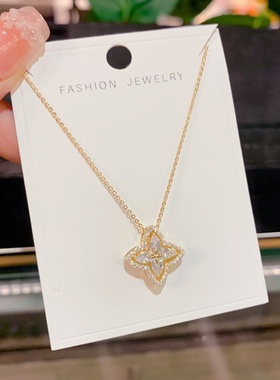 轻奢满钻四叶花设计感吊坠项链