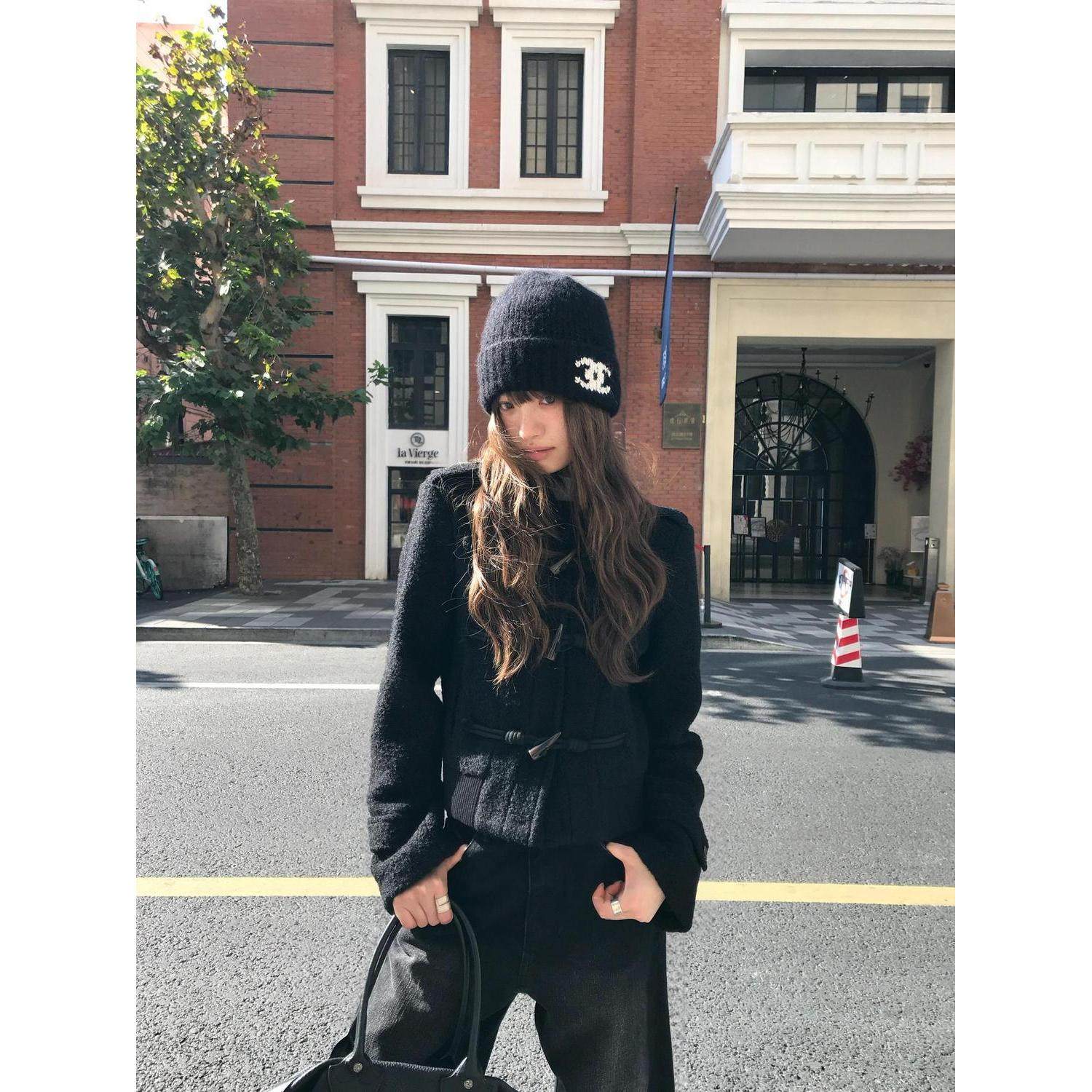 黑色牛角扣日韩百搭款毛呢外套套装冬季新款条纹百褶半身裙两件套,淘宝优惠券,粉丝福利购,淘宝优惠卷