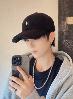 男士秋冬保暖羊羔毛绒鸭舌棒球帽