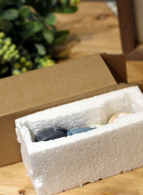 创意礼物可爱风美女树脂汽车摆件