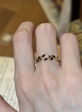 黑金麦穗戒指女小众设计轻奢高级感食指戒超闪微镶开口可调节指环