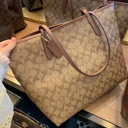 Вместительная и большая квантовая лампа, сумка через плечо, сумка для путешествий для матери и ребенка, коллекция 2022, из натуральной кожи