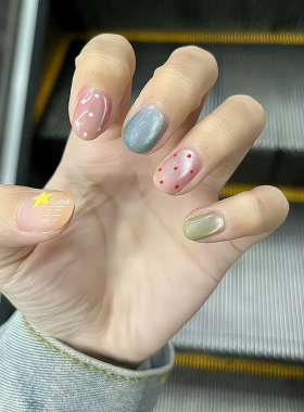 元气少女风穿戴甲短款ins多巴胺日常显白高级感手工美甲指甲贴片