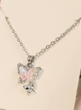 日韩风格双蝴蝶项链女气质百搭粉色女士锁骨链轻便吊坠简约通用