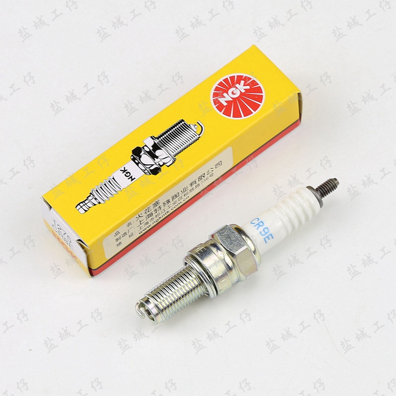 摩托车NGK火花塞 CR6E/7E火花塞 NGK CR9E/CR8E 70加长正品火花塞 - 图1