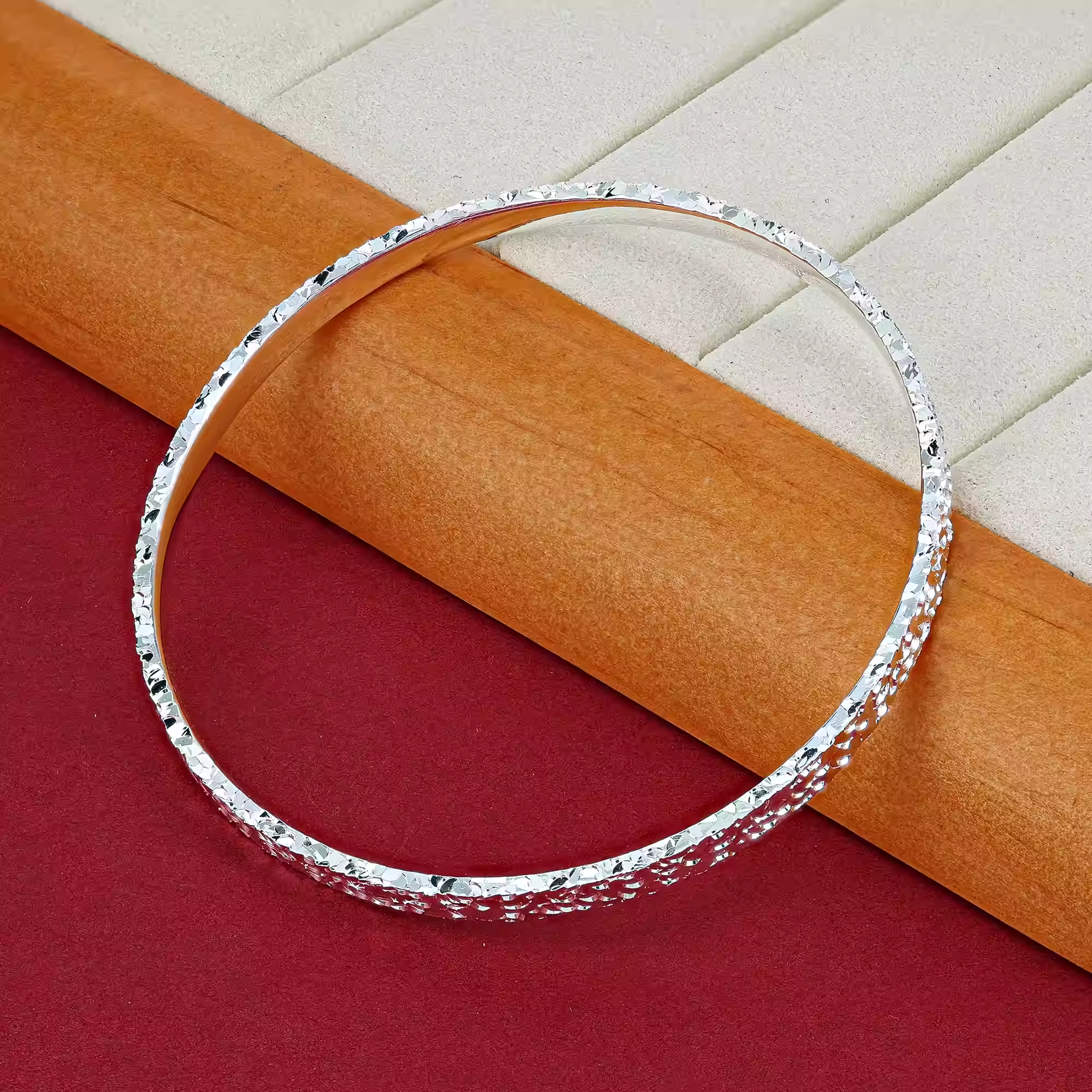 银饰999足银手镯女碎碎冰纹理简约设计感闭口手环时尚百搭饰品,淘宝优惠券,粉丝福利购,淘宝优惠卷