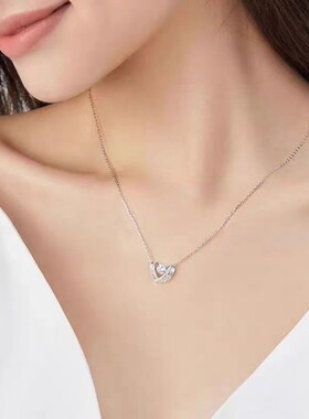 2026新款守护之翼项链女百搭轻奢粉色爱心锆石钛钢链仙女风天使翅