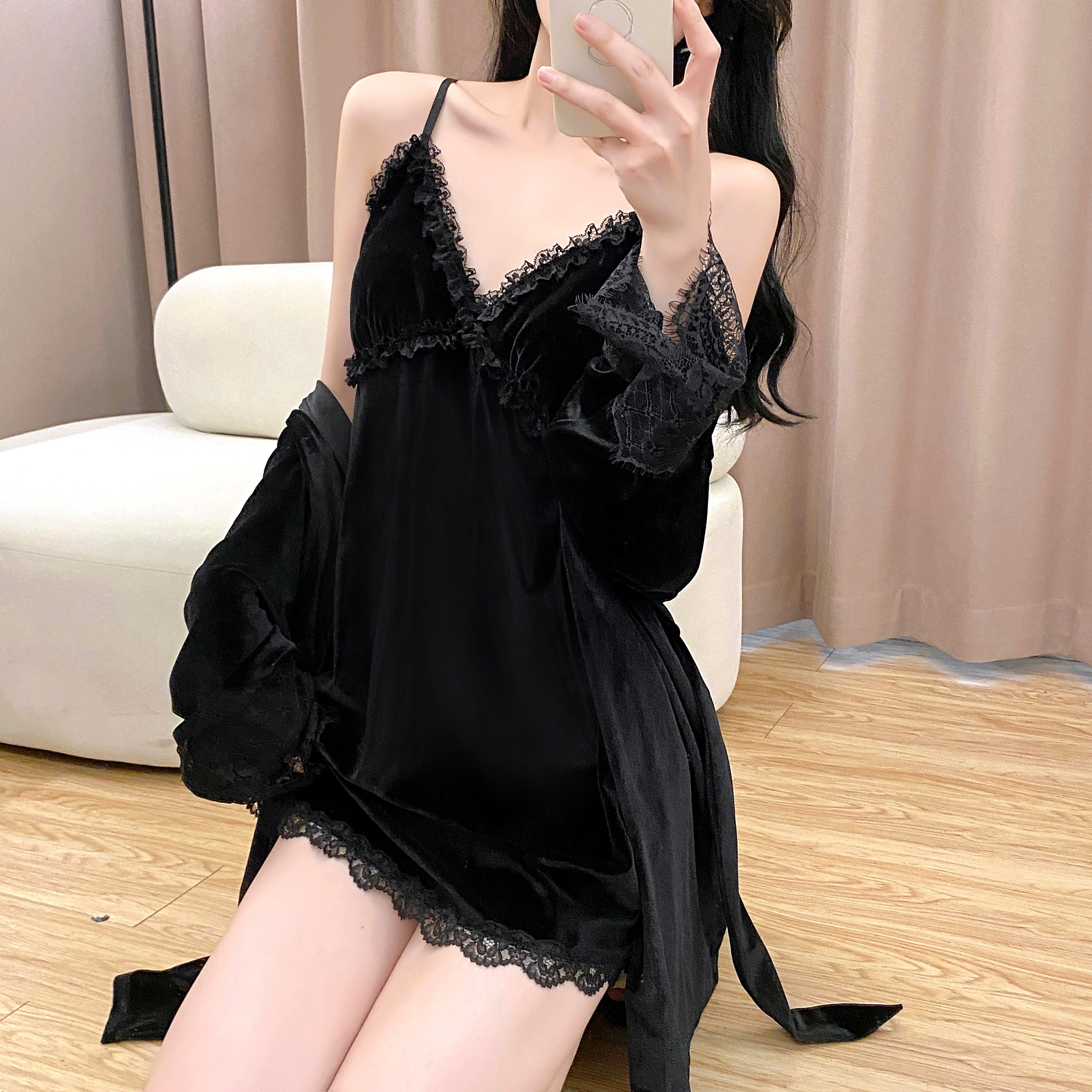 性感睡衣女纯欲风2025年秋冬季新款金丝绒蕾丝带胸垫吊带睡裙睡袍,淘宝优惠券,粉丝福利购,淘宝优惠卷