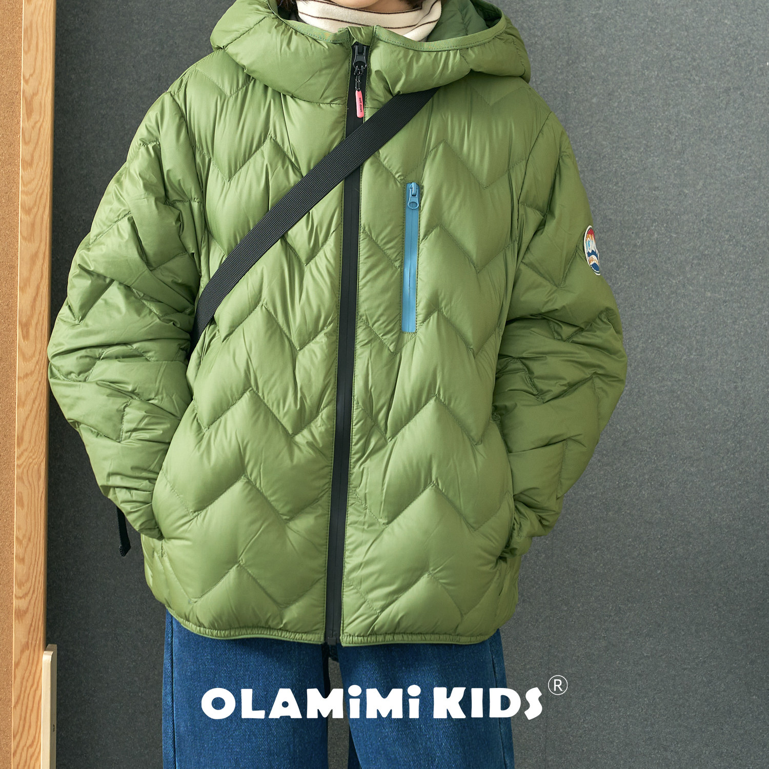 OLAMIMI儿童亲子2025冬三色防风蓬松几何波浪绗缝连帽羽绒服外套,淘宝优惠券,粉丝福利购,淘宝优惠卷