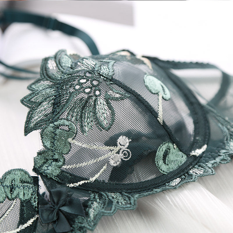 少女内衣性感聚拢蕾丝花边透视文胸 莉熙朵文胸套装