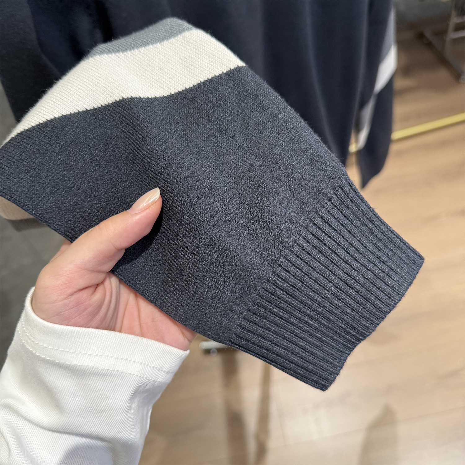 【H家】时尚撞色！柔软舒适！秋冬新款简约休闲圆领针织衫毛衣男,淘宝优惠券,粉丝福利购,淘宝优惠卷