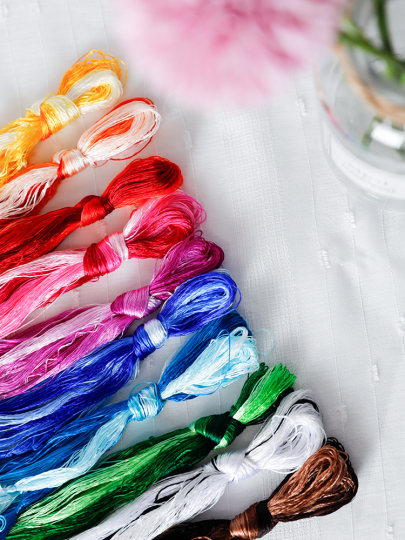 50色常用色蚕丝刺绣绣花线小支装苏绣绣线手工刺绣真丝丝线蜀湘粤