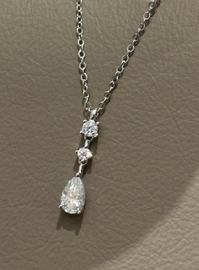 2026小红书爆款夏日月神之泪双钻加水滴钻造型灵动项链气质轻奢锁