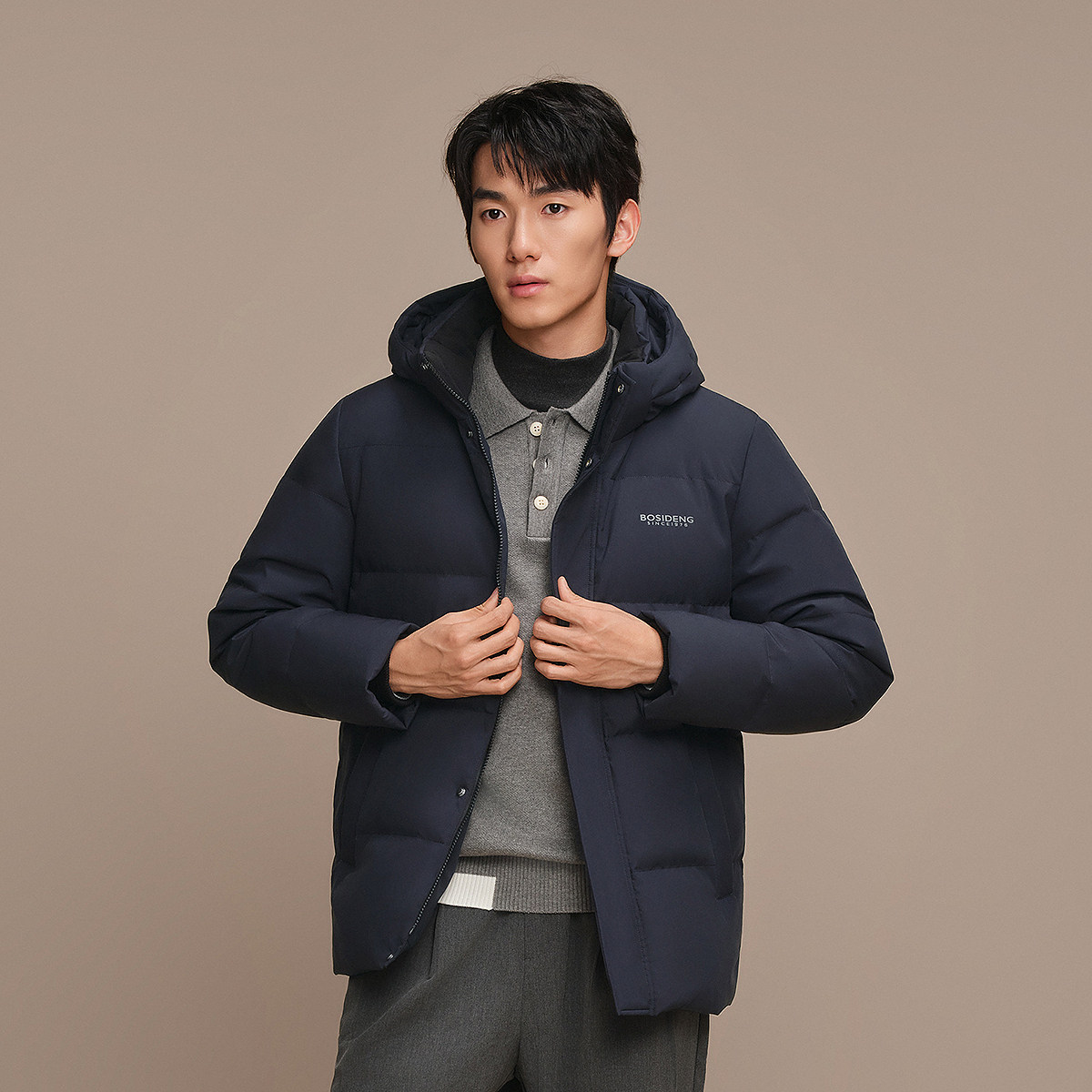 【爆款推荐】波司登24年男女冬季休闲保暖外套百搭连帽加厚羽绒服