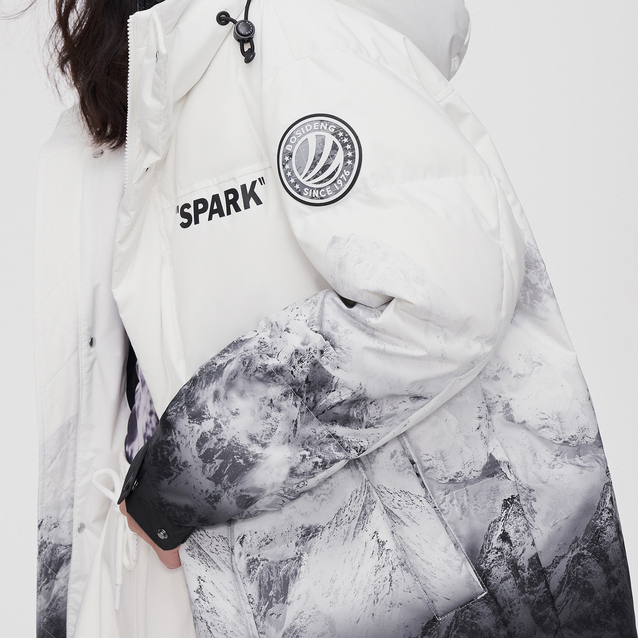 【热卖】波司登情侣御寒保暖种草羽绒服