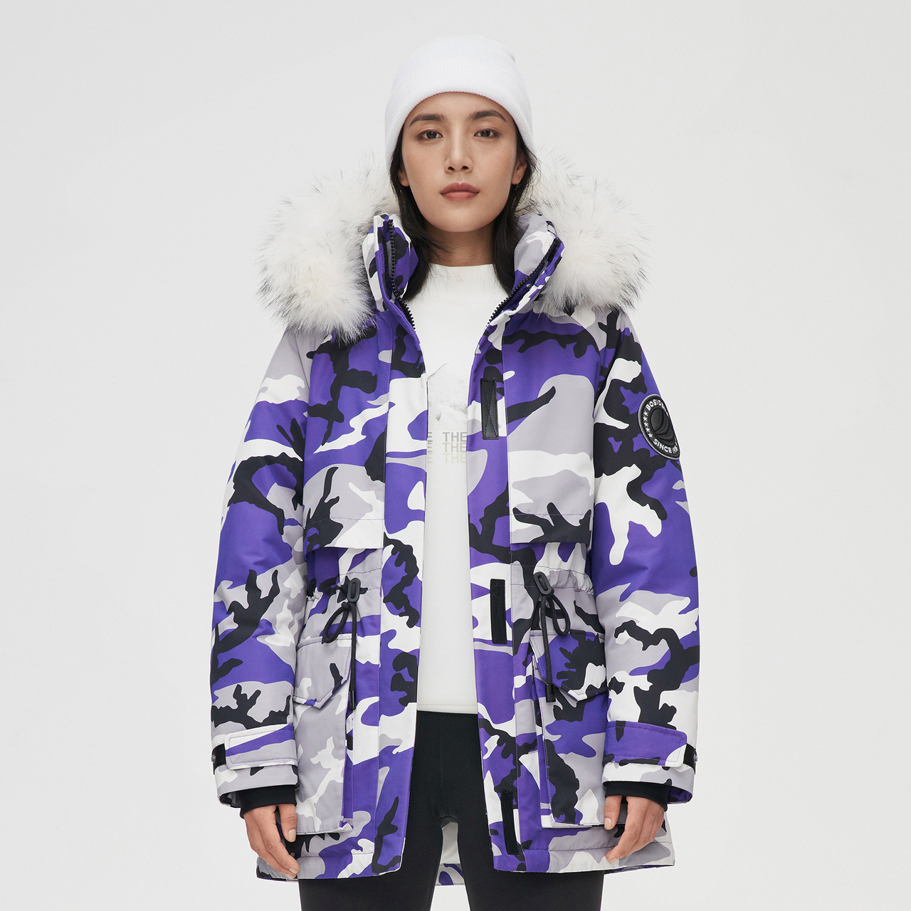 【鹅绒】波司登女士极寒时尚工装貉子毛领保暖羽绒服冬季加厚外套