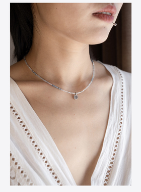 天然渐变色海蓝宝吊坠项链碎银子925银女锁骨链漩涡图腾螺旋银