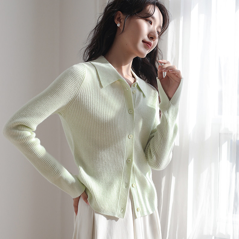  青春缇毛针织衫