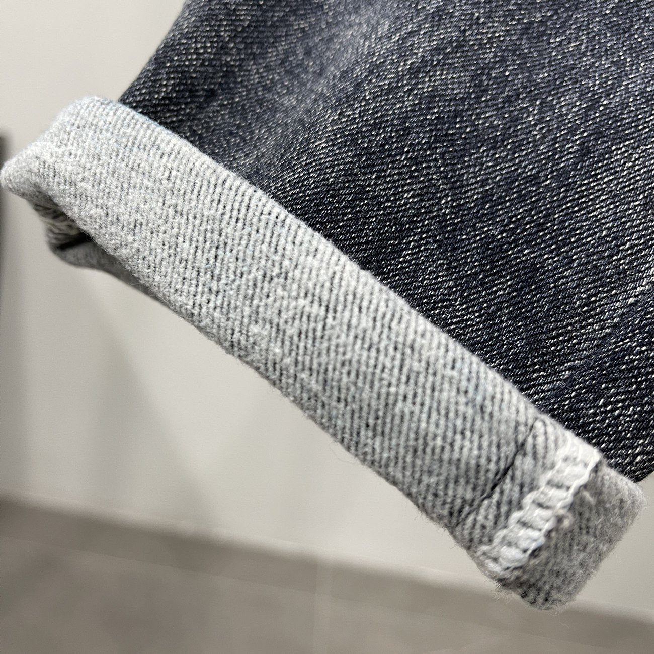 潮牌蓝灰色微跨修身小脚薄绒牛仔裤 道笙记牛仔裤