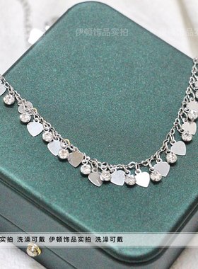 钛钢波光粼粼爱心闪片锁骨链女