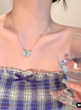 蓝色珍珠蝴蝶项链女小众高级感学生党锁骨链2025新款轻奢海边配饰