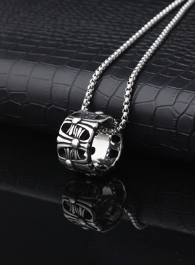 潮人克罗戒指项链吊坠男女个性简约嘻哈摇滚抖音网红毛衣链子百搭