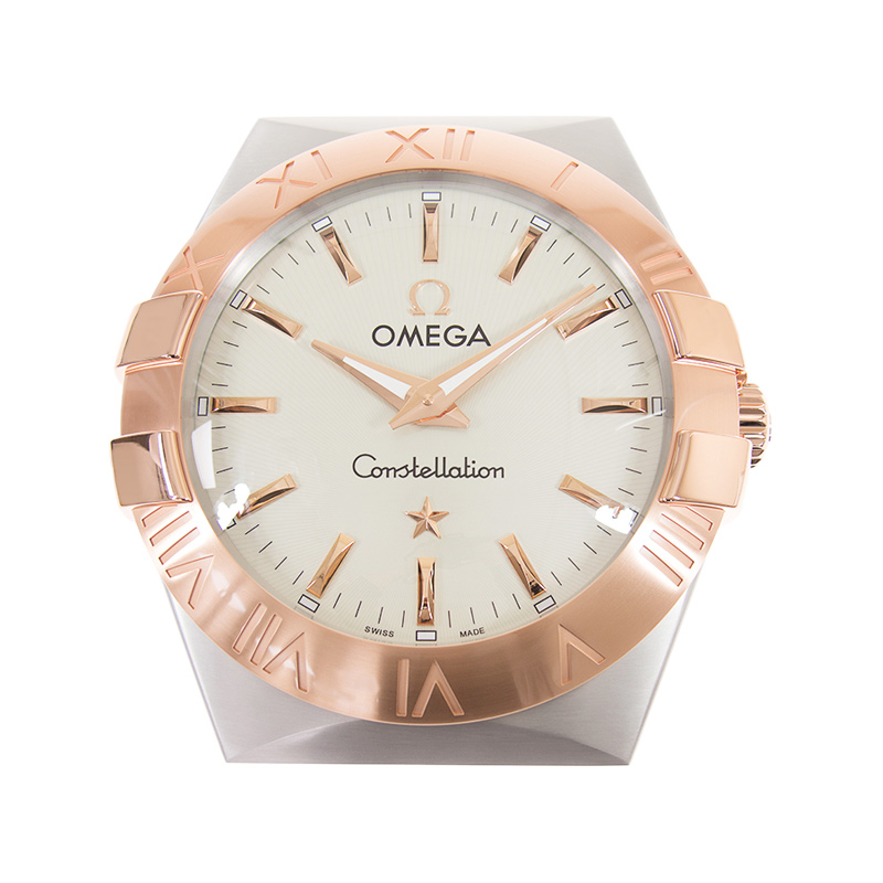 Omega 欧米茄 白色女士手表 OMEGA CLOCK