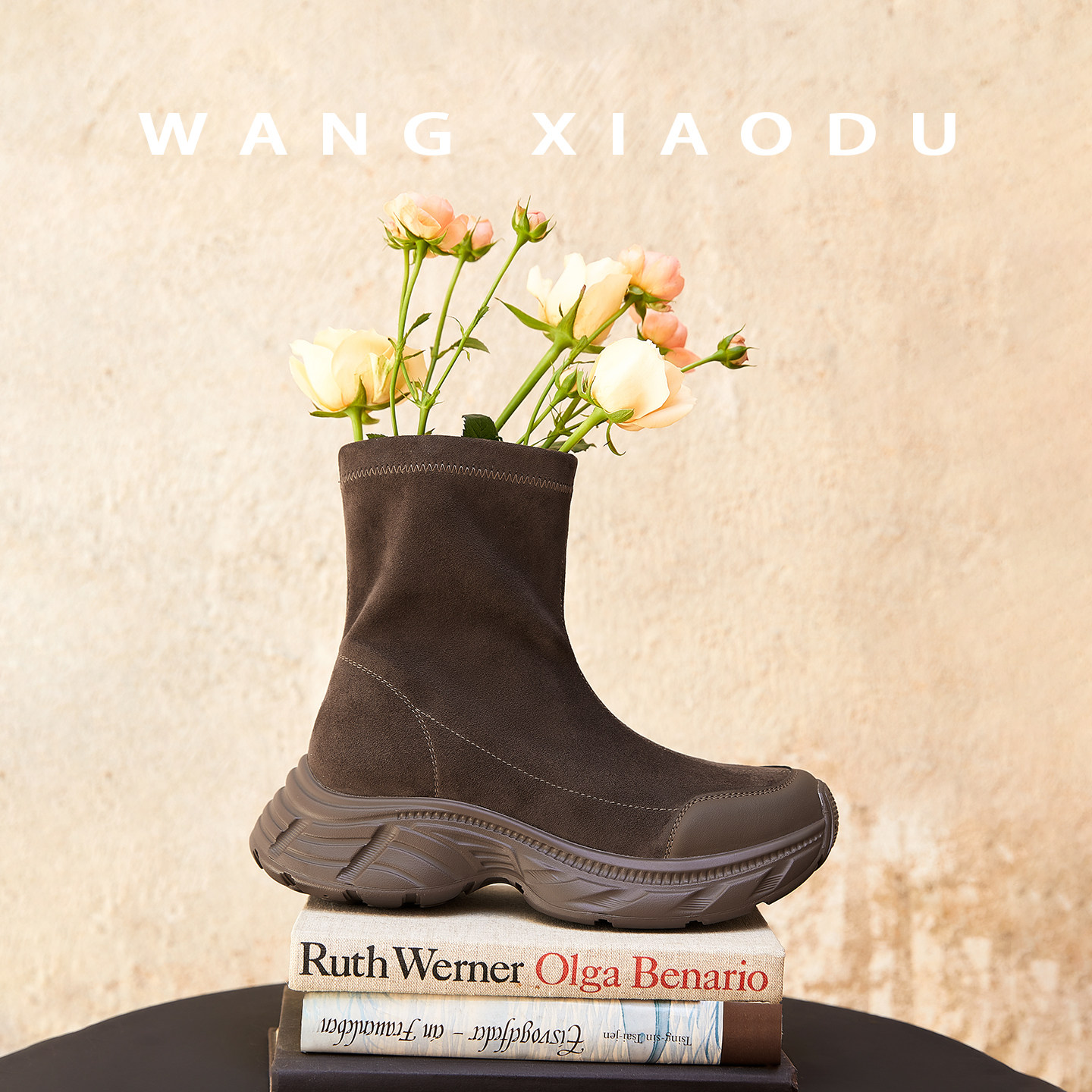 【王小毒】飞跃○5.5cm厚底瘦瘦靴女松糕底短筒增高弹力绒面袜靴,淘宝优惠券,粉丝福利购,淘宝优惠卷