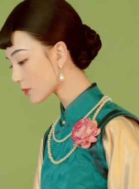 旗袍搭配珍珠双层中长项链