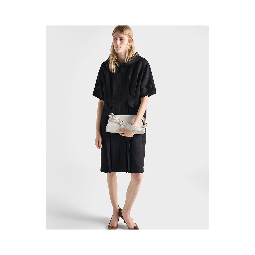 欧洲直邮PRADA (2025) Prada Enchaîne 中号皮革包斜挎包 - 图0