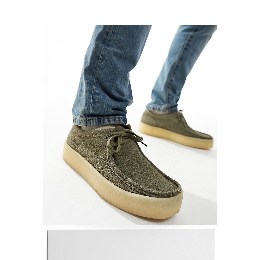 香港直邮潮奢 Clarks Originals 男士 Wallabee 特制鞋底绒面革() - 图3