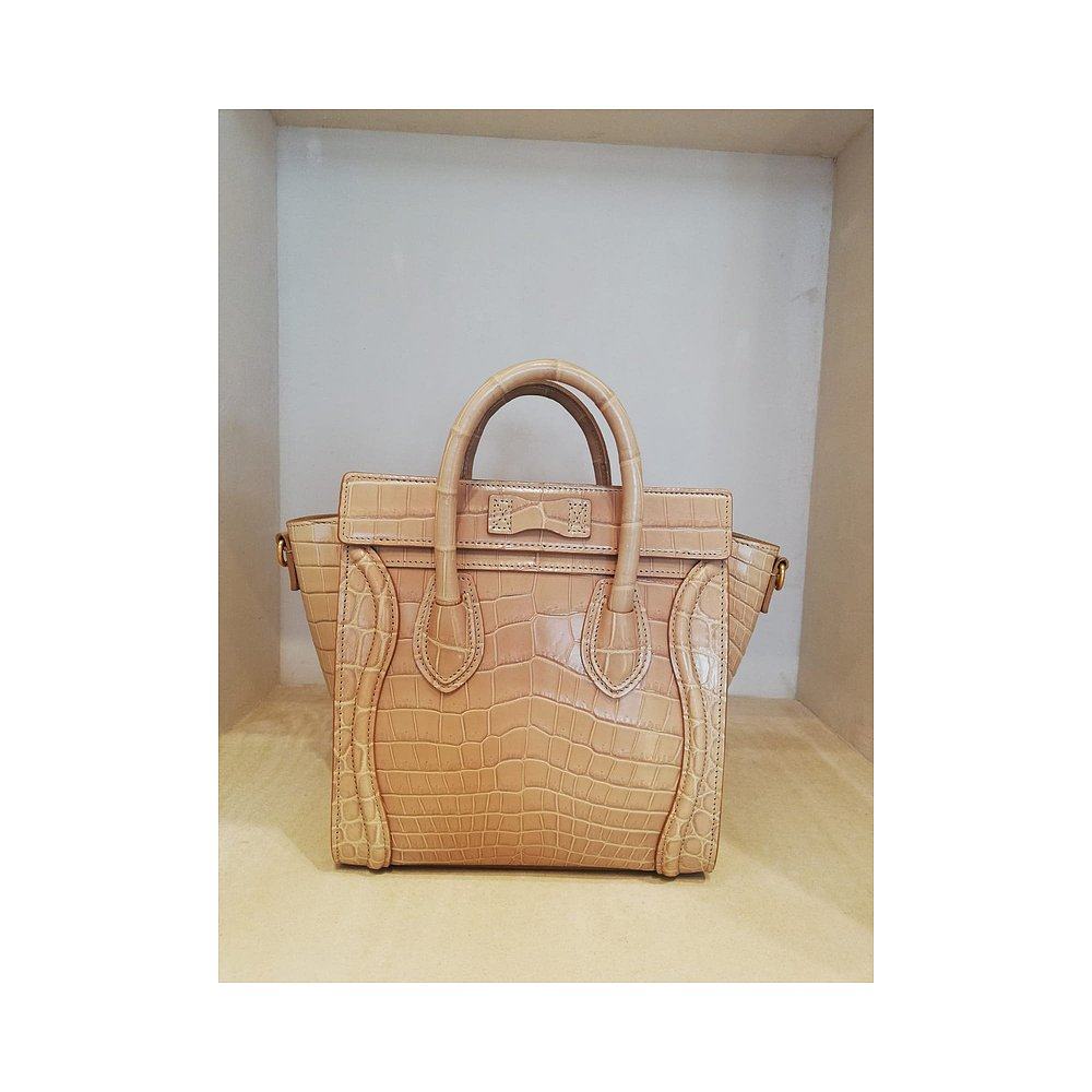 1h可退 香港直邮Celine 思琳 女士 徽标手提包 168244TSG贝壳包,淘宝优惠券,粉丝福利购,淘宝优惠卷