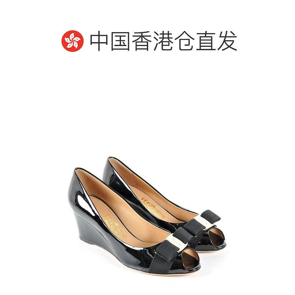 自营｜SALVATORE FERRAGAMO 女鞋黑色漆皮鱼嘴坡跟高跟鞋 05315