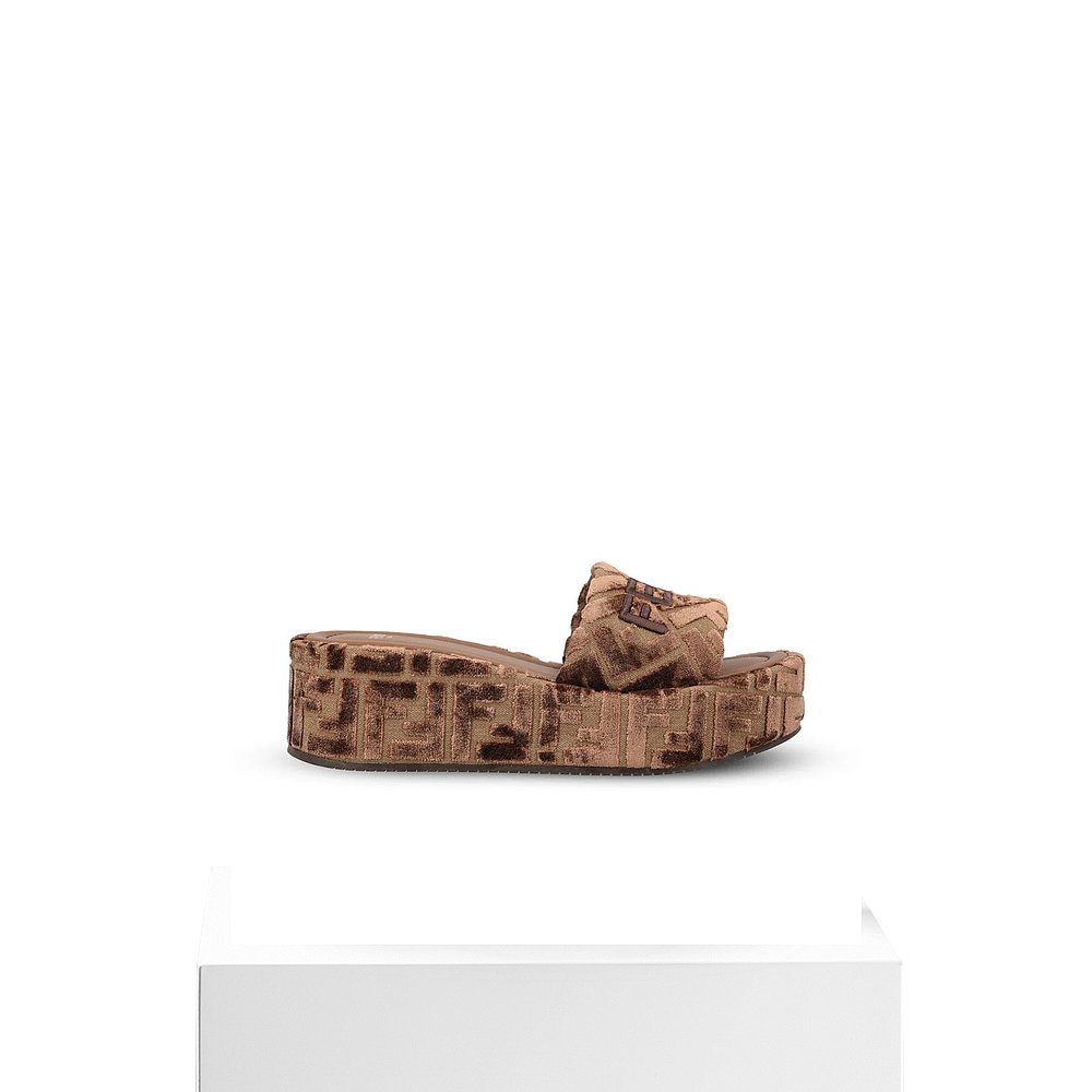 1h可退 FENDI 女士凉鞋 8R8515AY9ZF1TP1AI25 AW2025 巧克力色 - 图3