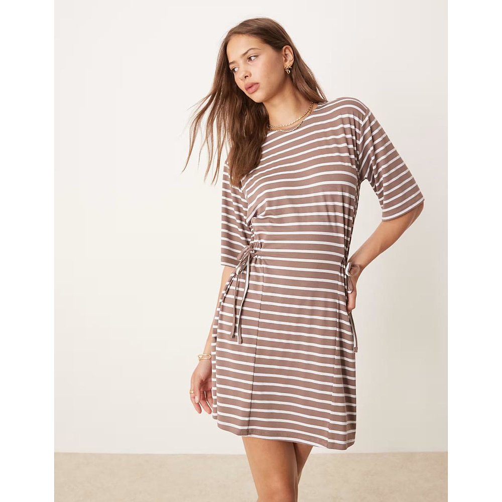 1h可退 潮奢 ASOS 女士 设计条纹紧身迷你束带侧边棕色连衣裙 - 图2