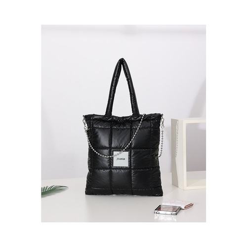 日本直邮jouetie 女士金属感绗缝平底托特包附球链肩带 JUT81540B - 图0