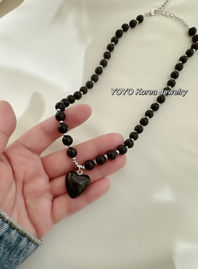 黑色串珠爱心时尚个性甜酷项链