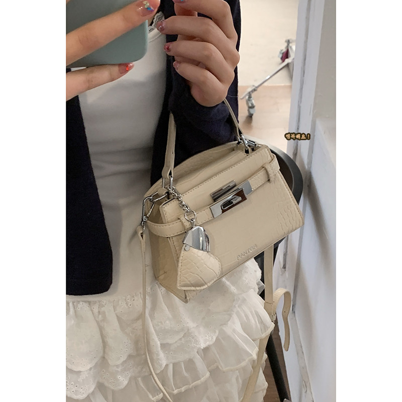 鳄鱼纹手提凯丽包包女新款潮时尚韩国小方包百搭超火单肩斜挎包,淘宝优惠券,粉丝福利购,淘宝优惠卷